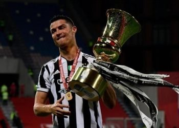 كريستيانو بطل كل المسابقات في إيطاليا وإسبانيا وإنجلترا