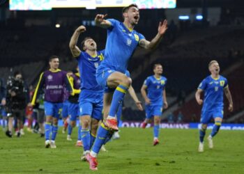 أوكرانيا تصعق السويد في الـ«122» وتصعد لمواجهة إنجلترا في ربع نهائي كأس أمم أوروبا