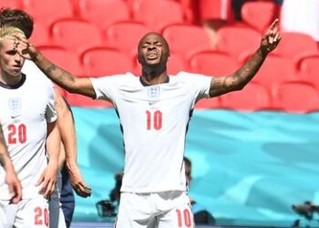 سترلينج يقود إنجلترا للفوز على كرواتيا في  افتتاح مباريات هما في اليورو