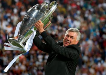 رسمياً: كارلو أنشيلوتي مدرباً لريال مدريد حتى 2024