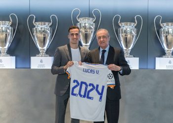 ريال مدريد يمدد عقد لوكاس فاسكيز حتى 2024