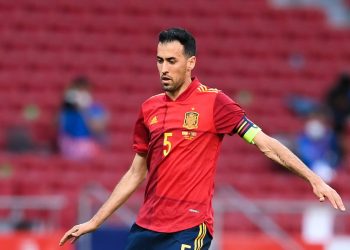 كورونا يطيح ببوسكيتس من قائمة إسبانيا في يورو 2020