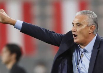 مدرب البرازيل: الجدل حول كوبا أمريكا يؤثر على تركيز اللاعبين