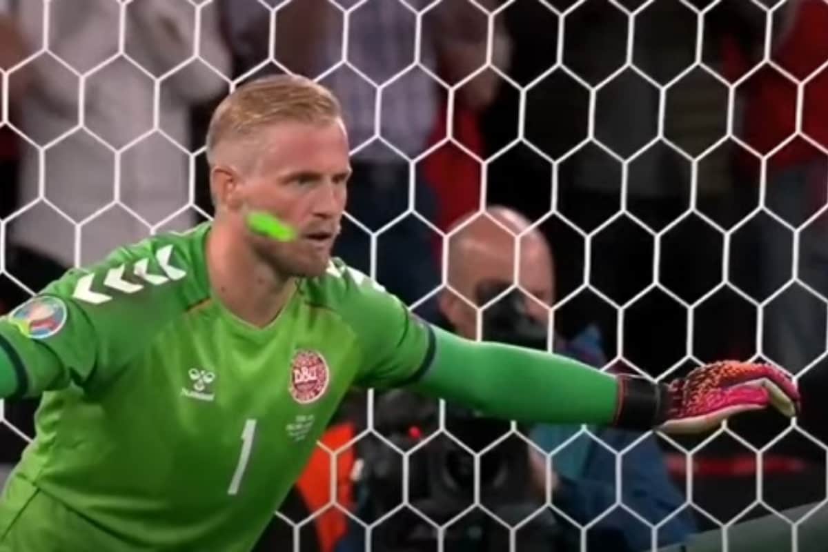 يويفا يحقق في كواليس مباراة إنجلترا والدنمارك