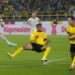 ليفاندوفسكي يسقط فريقه السابق دورتموند ويقود بايرن للقب كأس السوبر الألماني