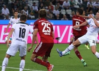الدوري الألماني: مونشغلادباخ يجبر بايرن ميونخ على التعادل