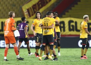 برشلونة الإكوادوري يكسر هيمنة البرازيل على قبل نهائي كوبا ليبرتادوريس
