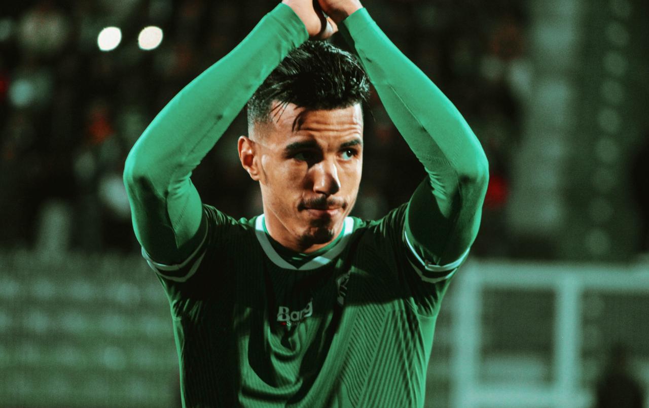 الرجاء الرياضي يتعاقد مع الدافع جمال حركاس