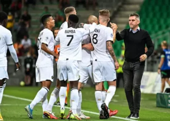 سانت إيتيان يخطف تعادلاً قاتلاً ضد ليل في الدوري الفرنسي