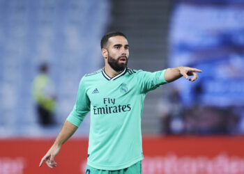 كارفخال يغيب عن ريال مدريد لمدة شهر للإصابة