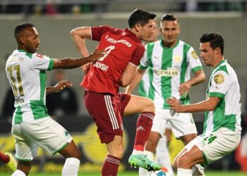 الدوري الألماني: بايرن ميونخ يفوز على فيورث بثلاثية
