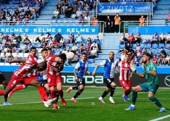 الدوري الإسباني: أتلتيكو مدريد يتعرض للهزيمة الأولى