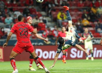 تولوكا يهزم كلوب أمريكا ويقاسمه صدارة الدوري المكسيكي