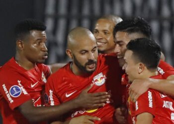 براغانتينو يتأهل لنهائي كوبا سود أمريكانا