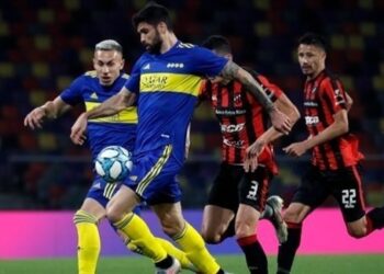 بوكا جونيورز يتأهل بصعوبة إلى نصف نهائي كأس الأرجنتين