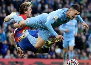 الدوري الإنجليزي: بالاس يهزم “حامل اللقب” مانشستر سيتي وبيرنلي يهزم برنتفورد ويحقق فوزه الأول