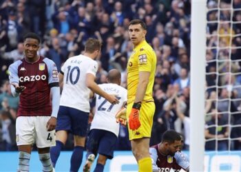 الدوري الإنجليزي: توتنهام يعود للطريق الصحيح
