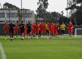مركب محمد السادس لكرة القدم يحتضن الحصة التدريبية الأخيرة لأسود الأطلس قبل مباراة غينيا