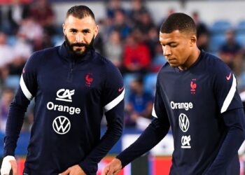 بنزيمة: انتقال مبابي إلى ريال مدريد مسألة وقت فقط