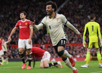 الدوري الإنجليزي: ليفربول يسحق مانشستر يونايتد وصلاح يدخل التاريخ