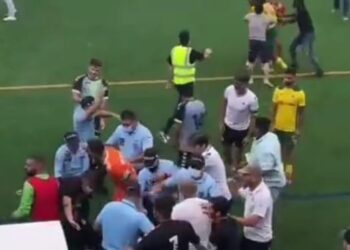 معركة بالأسلحة النارية في أحد ملاعب البرتغال