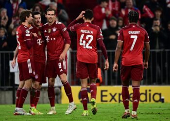 ليفاندوفسكي يتفوق على رونالدو وميسي في دوري الأبطال