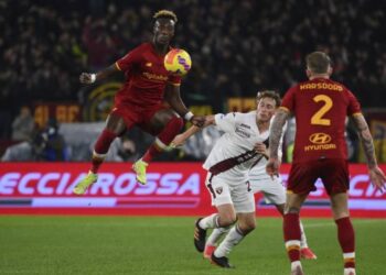 روما يعمق جراح تورينو بهدف نظيف في الدوري الإيطالي