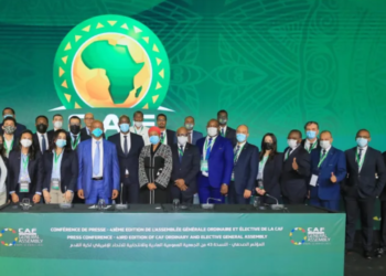 “كاف” يعلن تأييده لإقامة كأس العالم كل عامين