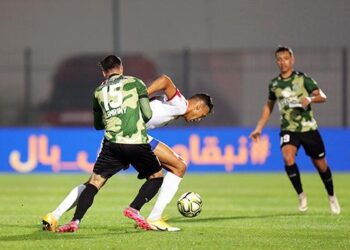تعادل مثير بين الفتح الرياضي والدفاع الحسني الجديدي في البطولة الاحترافية