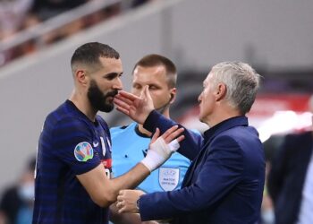 بنزيمة لن يُستبعد من المنتخب الفرنسي حال إدانته
