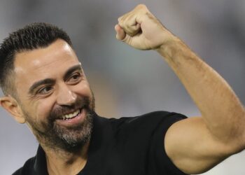 تشافي.. أرغب في العودة إلى برشلونة