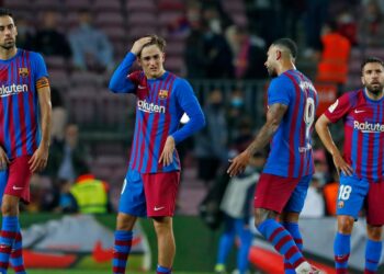 دوري الأبطال: برشلونة يسعى لتجنب السقوط في الهاوية