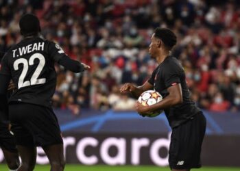 إشبيلية يسقط على ملعبه أمام ليل وسالزبورغ يخسر من فولفسبورغ في دوري الأبطال