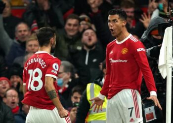 الدوري الإنجليزي: رونالدو يقود مانشستر لفوز ثمين على أرسنال
