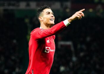 كريستيانو رونالدو يكسر حاجز 800 هدف