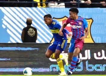 بوكا جونيورز يفوز على برشلونة ويتوج بكأس مارادونا