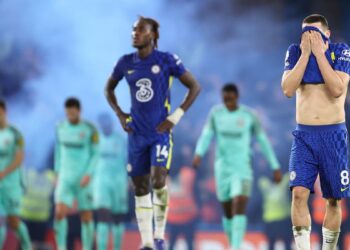 تشيلسي يواصل نزيف النقاط بتعادل قاتل مع برايتون في الدوري الإنجليزي