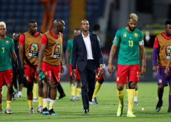فيروس كورونا يضرب بعثة منتخب الكاميرون