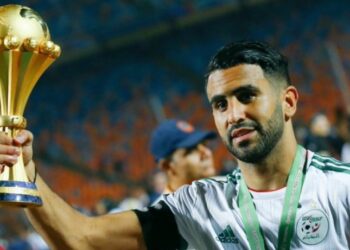محرز يتفاعل مع لائحة محاربي الصحراء في الكان