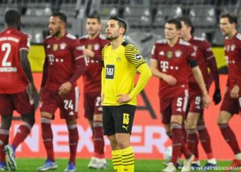 ليفاندوفسكي يسقط دورتموند وبايرن يبتعد بصدارة “البوندسليغا”