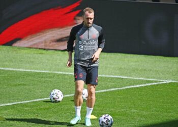 إريكسن يتدرب للمرة الأولى منذ تعرضه لأزمة قلبية في يورو 2020