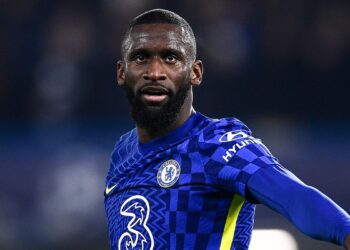 ريال مدريد يستهدف ضم روديغر في يناير