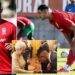 أغنى لاعب كرة قدم في العالم يغادر فريقه