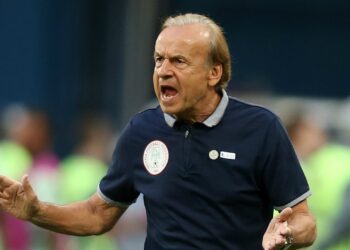 نيجيريا تعلن إقالة جيرنوت روهر قبل كأس أمم إفريقيا