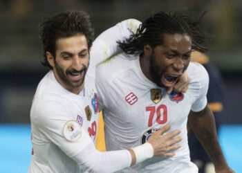 فريق الكويت يتوج بطلاً لكأس أمير الكويت