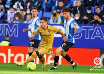 إسبانيول يصعق ليفانتي بعد مباراة ماراثونية في الدوري الإسباني