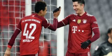 ليفاندوفسكي يحقق رقما قياسيا جديدا في فوز بايرن على فولفسبورغ