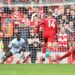 تشيلسي يتعادل مع ليفربول 2-2 في قمة الدوري الإنجليزي