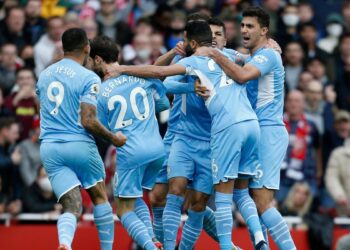 السيتي يخطف الفوز من آرسنال في الوقت القاتل ويعزز صدارته للدوري الإنجليزي