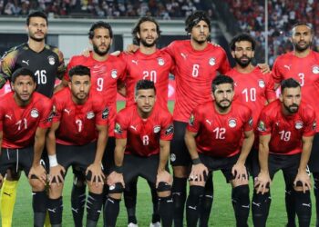 لاعبو مصر يهنئون لاعبي المنتخب المغربي على تصدر المجموعة